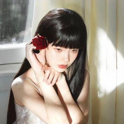 夜深吻唇香